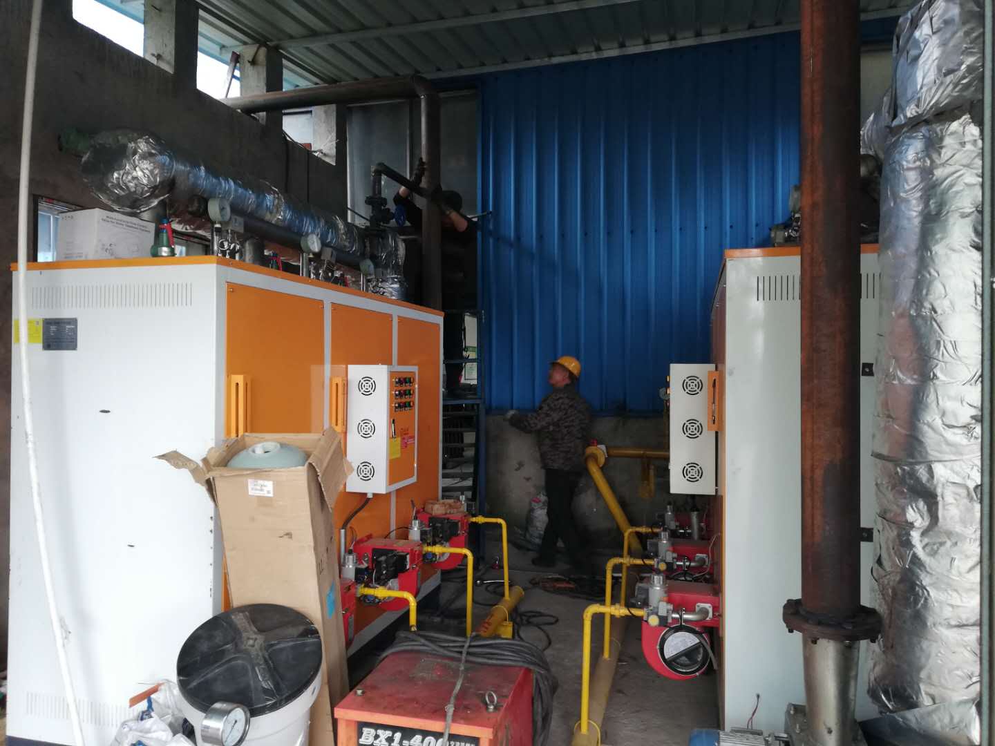 石油管道厂家使用91视频直播APP蒸汽发生器进行除锈